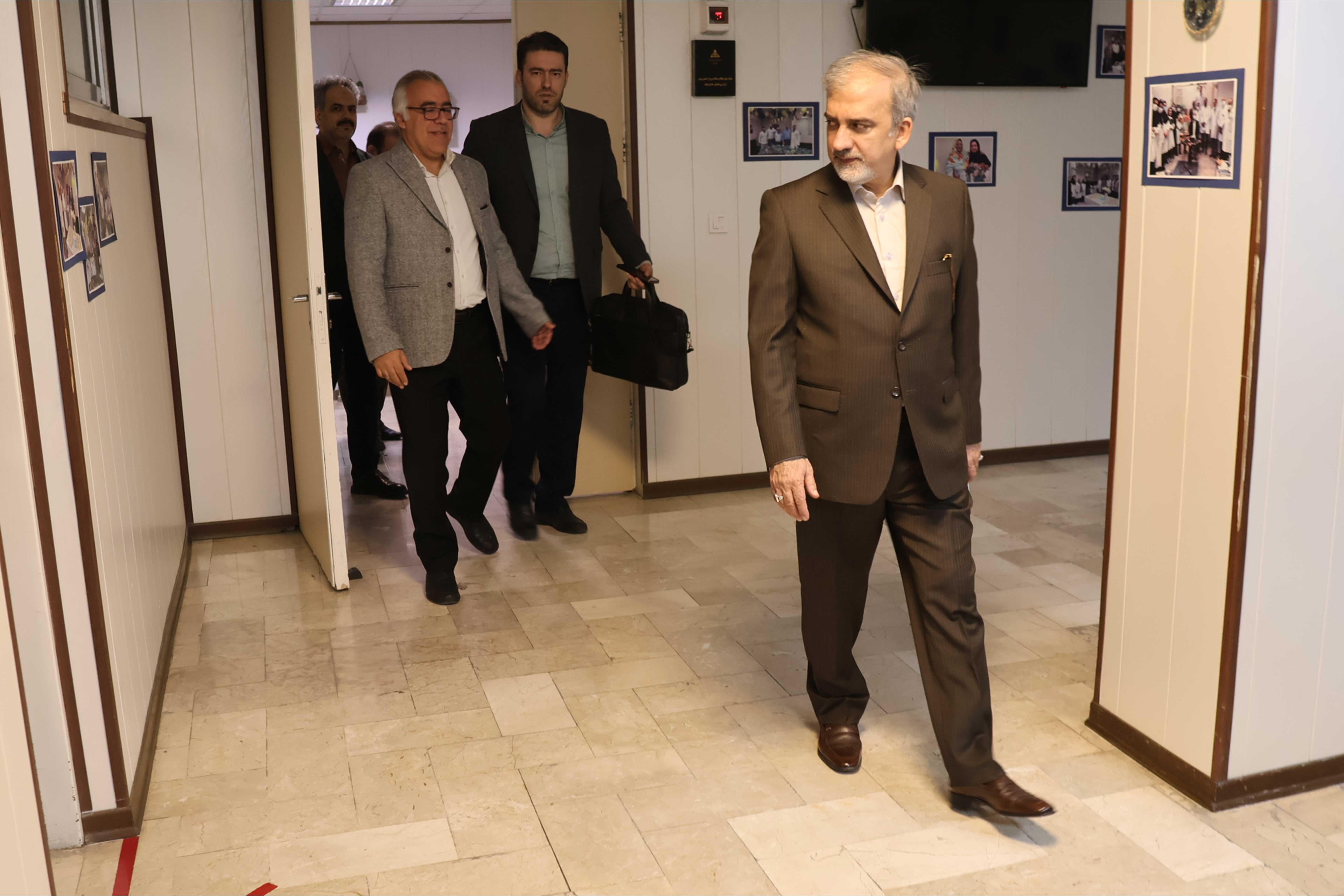 افتتاح نیروگاه خورشیدی ۵۰ کیلوواتی 8