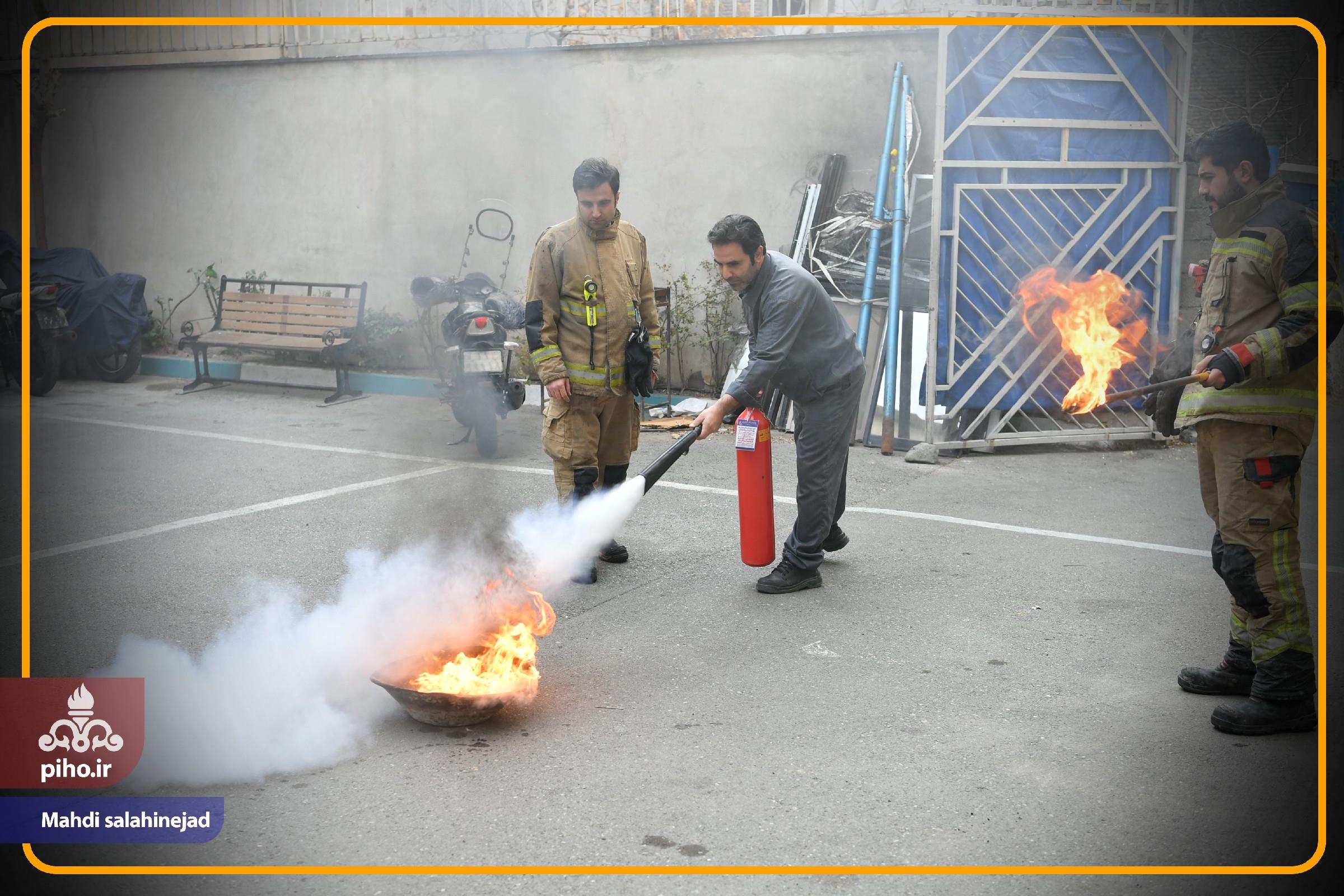 دوره آتش نشانی 9